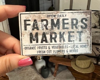 Letrero de madera en miniatura para mercado de agricultores, letrero para casa de muñecas, escala 1:12