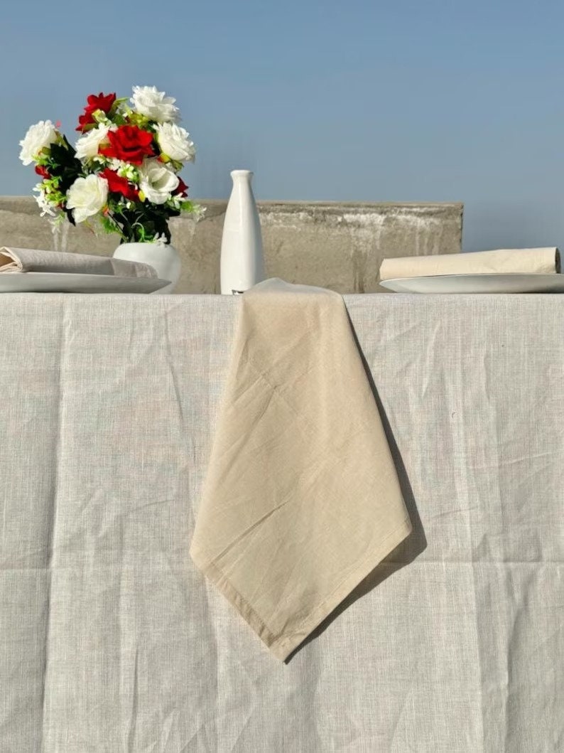 Lot de 120 serviettes naturelles / Serviettes de table en vrac / Serviettes de mariage / Serviettes de table en coton lavables / Serviettes de cuisine et de salle à manger / Décoration d'intérieur image 2