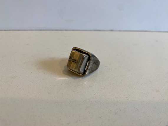 Vintage Nerd Ring -Escape Key Computer Keyboard R… - image 4