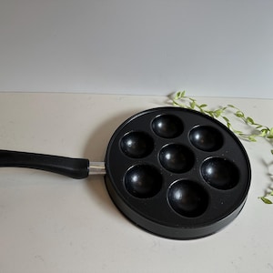 Danish Pancakes Stovetop Cookware image 1