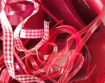 RIBBON BUNTING, colourful - choice of single colours / mixed bright / pastel, from 1 metre length, attached to bias binding / binding