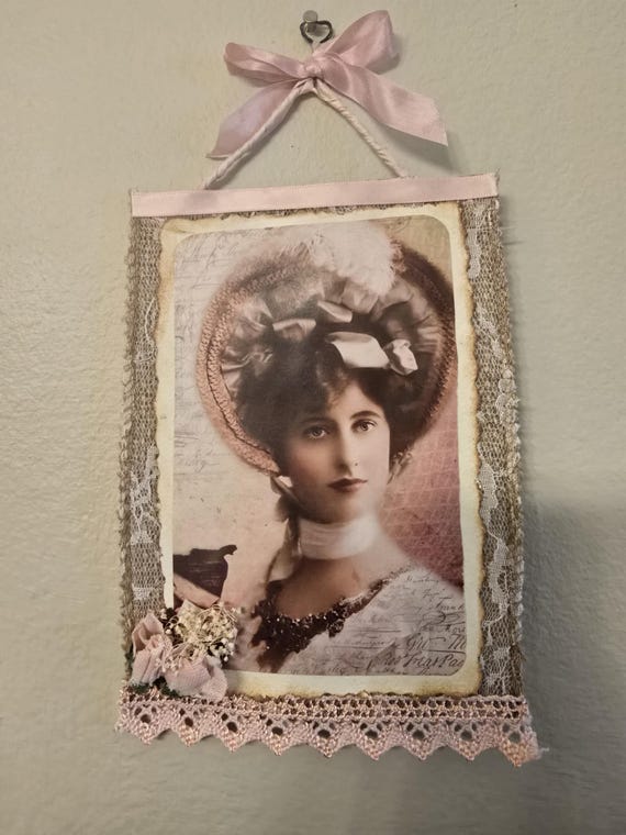 Victorian style wall decor. Handmade wall decor.