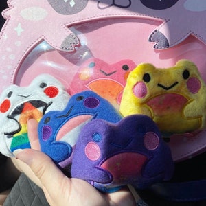 Pride Frogs