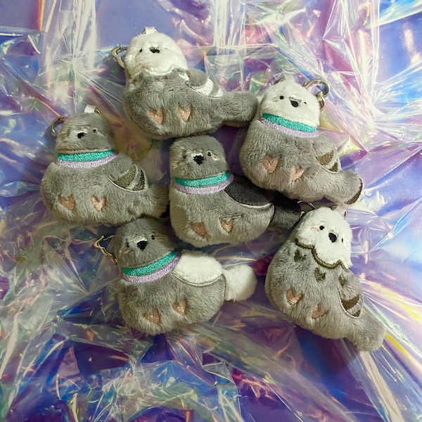 Llavero de peluche de paloma