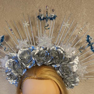 Dragon headpiece.Dragon Queen crown.Ice Princess tiara.Snowflake headband.Games of Thrones inspired Ice Dragon headdress.Halloween costume