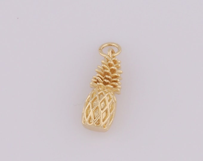 5 pcs Gold Pineapple Pendant,18K Gold Filled Pineapple Charm,Pineapple Charm DIY Bracelet Necklace Jewelry Making Findings Supply