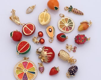 1 pieza de colgante de fruta de oro, encanto de fresa CZ relleno de oro de 18 quilates, encanto de sandía esmaltado, pulsera de bricolaje, collar, joyería, suministro de hallazgos