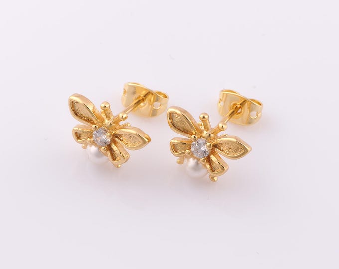 1 pair Gold Bee Stud Earrings,18K Gold Filled Bee Stud Earrings,Bee Stud Earrings,Hypoallergenic Stud Earrings,Gift for Her
