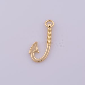 1 stuk gouden vishaakhanger, 18K vergulde vishaakbedel, vishaakbedels voor het maken van doe-het-zelf armbanden, kettingen en sieraden.