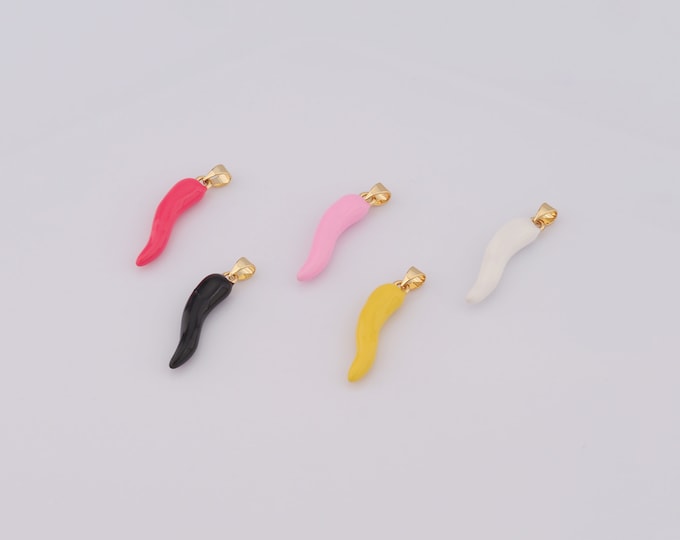 1 pcs Gold Enamel Chili Pendant,18K Gold Filled Chili Charm,Chili Charm DIY Bracelet Necklace Jewelry Making Findings Supply