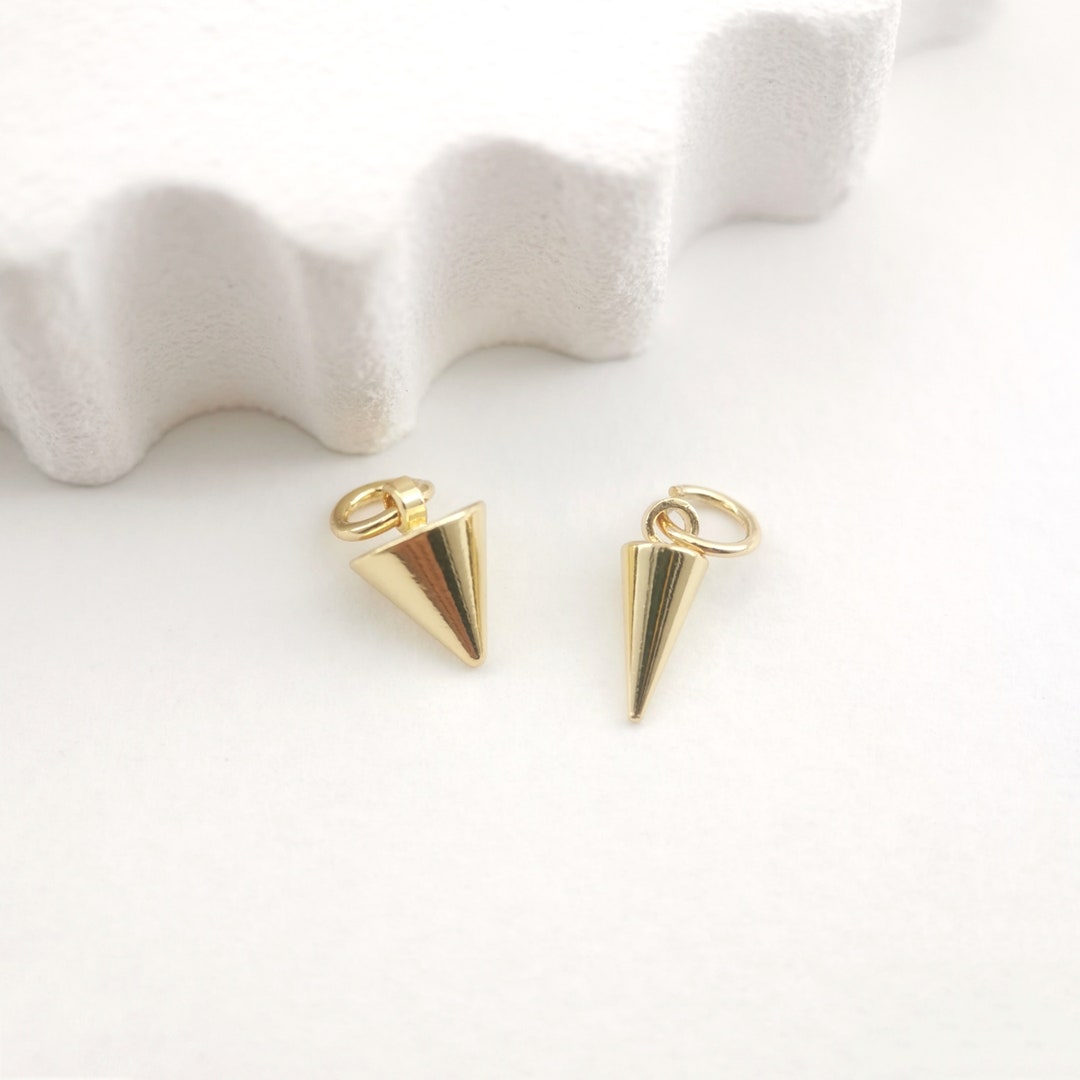 Minimalist Dainty Gold Short Spike Charm,18k Gold Plated,triangle