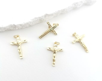 Textured crucifix cross pendant,18K gold plated,jesus cross charm,for necklace and earring making,jewelry finding LM2-S20481