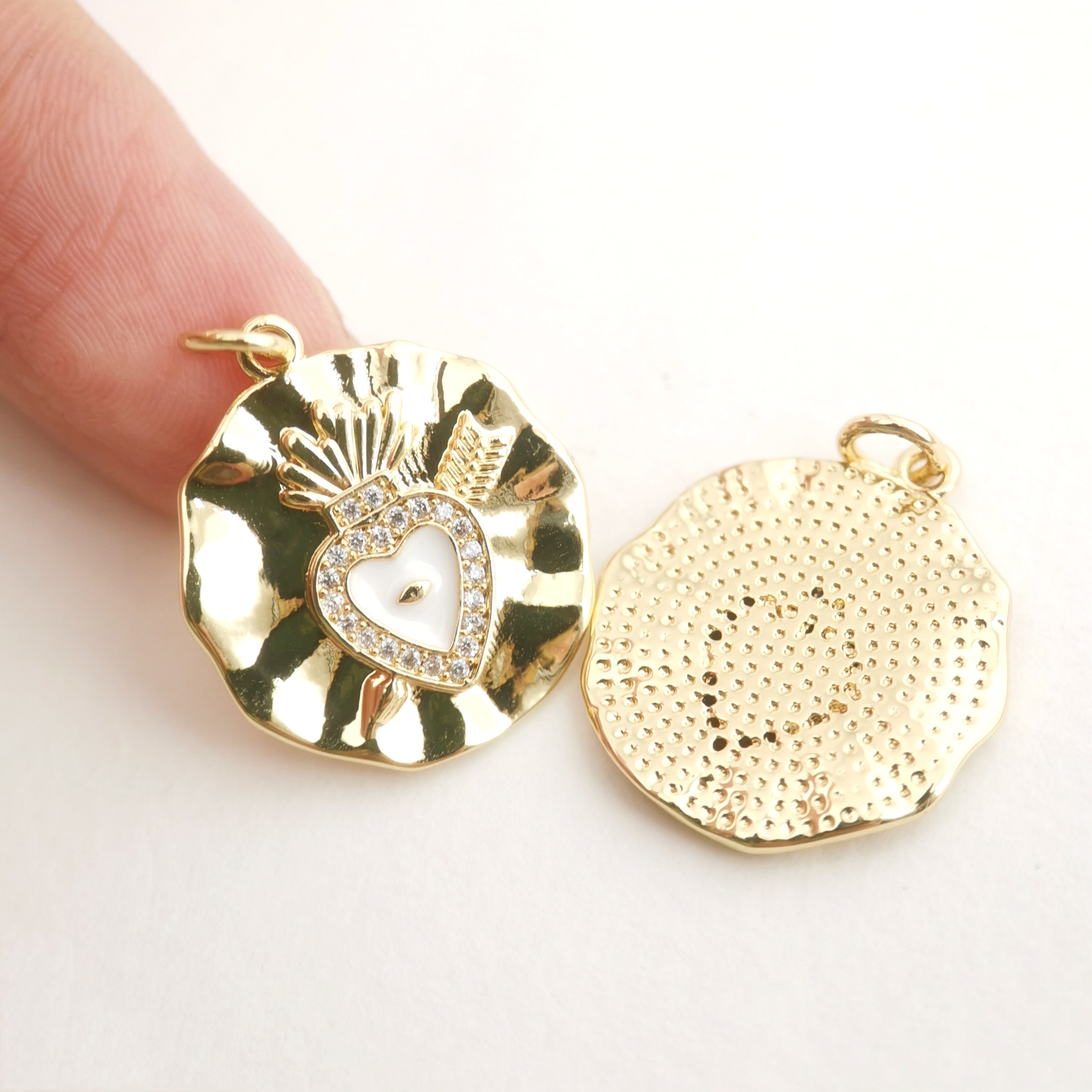 Chunky Cubic Zircon Round Heart Charm,18k Gold Plated,cz Chunky Cubic Zircon Round Heart Charm,18k Gold Plated,cz