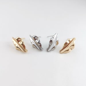 Textured Leaf Post Earring,Gold/Silver Plated Earring Post With Loop,Hypoallergenic,DIY Earring Findings,Handmade Earring Supplies LM2-ZX243