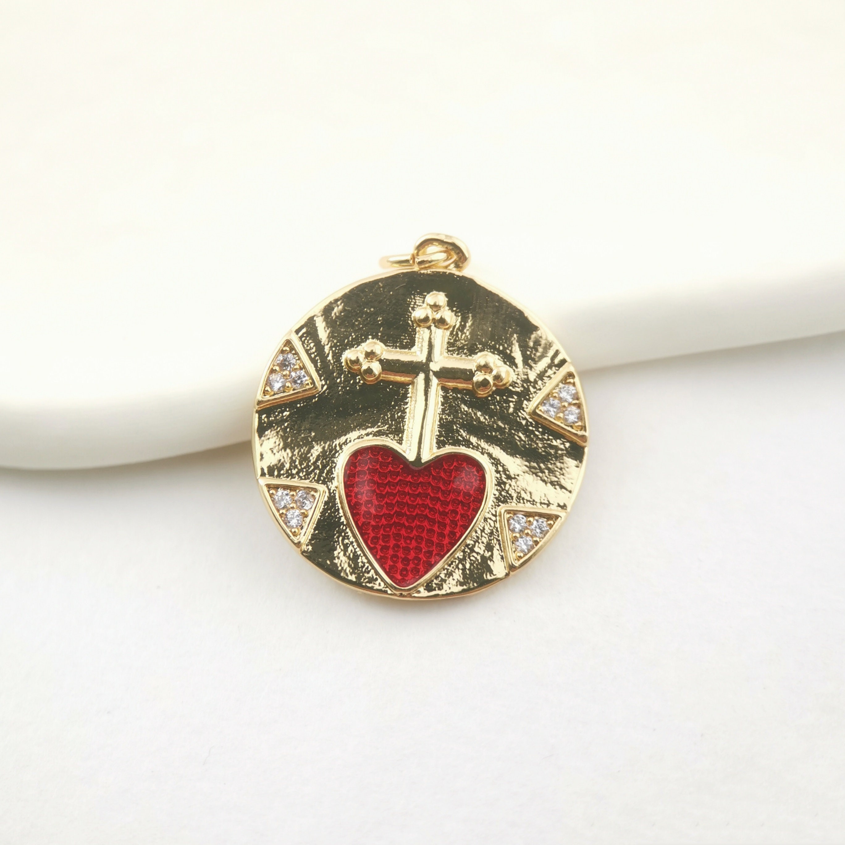 Chunky Cubic Zircon Round Heart Charm,18k Gold Plated,cz Chunky Cubic Zircon Round Heart Charm,18k Gold Plated,cz