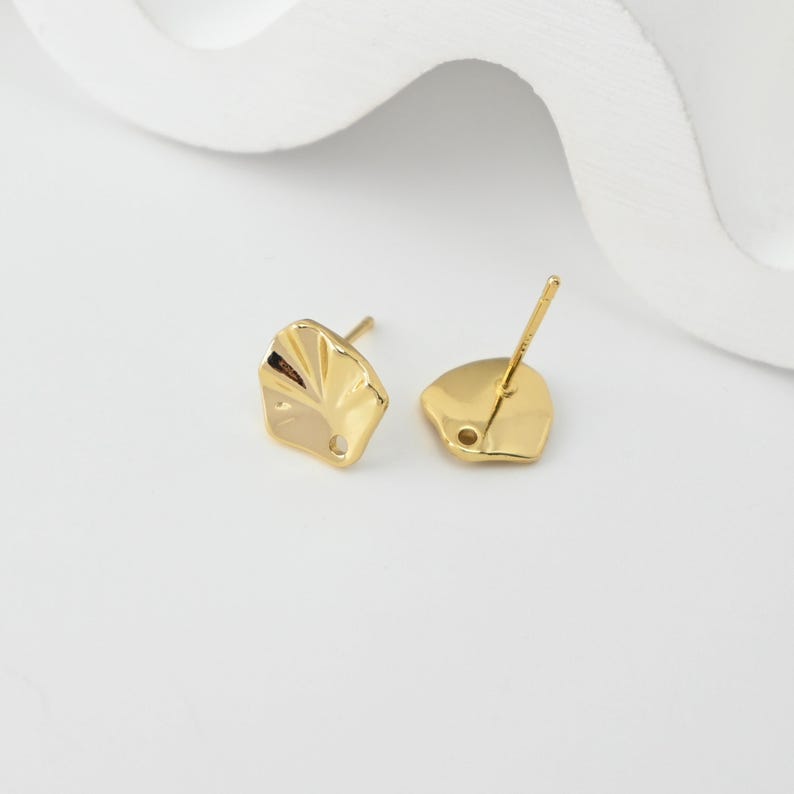 Pendiente Labret Chapado En Oro Con Diseño De Marquesa De Esmeraldas Azules Y Barras De 6mm Y 8mm De Titanio De With Bling