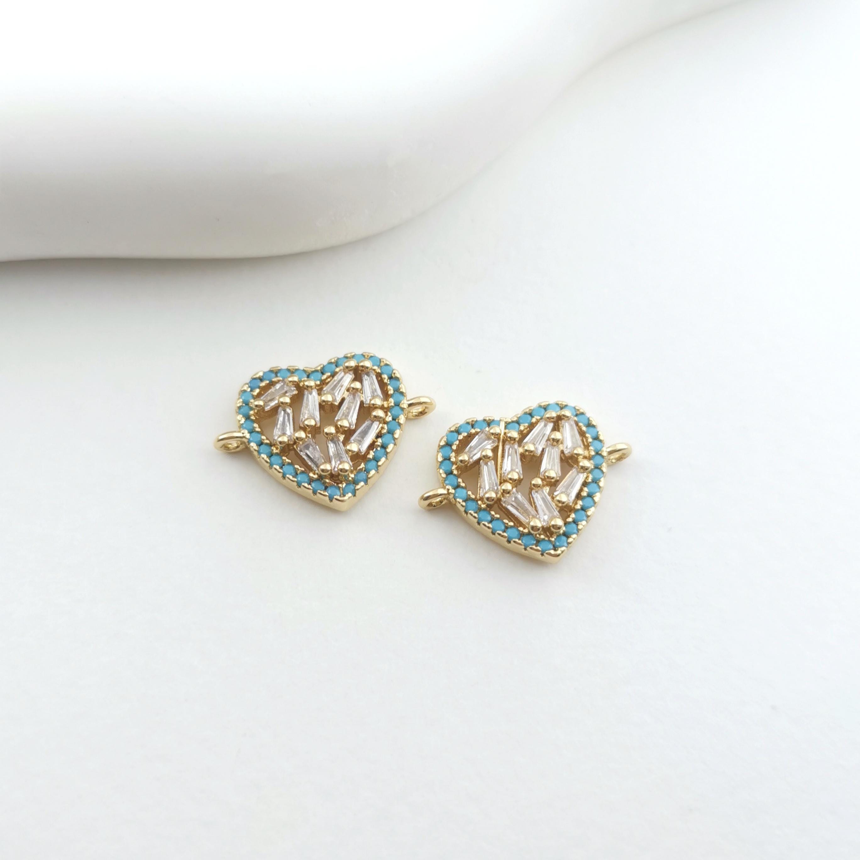 光沢のある透かし彫りのハートコネクターチャーム、18Kゴールドメッキ