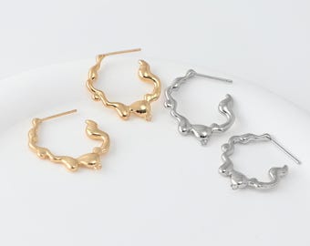 Irregular C Shape Post Earrings, Gold Plated Stud Post With Loop, Hypoallergenic, DIY Earring Findings, Handmade Earring Supplies LM2-D0016