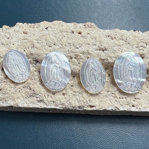MOP Marian Pendant,Oval Shell Charm,Virgin Mary Pendant,For Necklace And Earrings Making, Jewelry Findings SN062