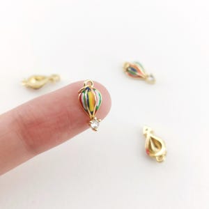 Petite enamel hot air balloon charm,18K gold plated,cz hot air balloon pendant,for necklace and earring making,jewelry finding LM2-S1096