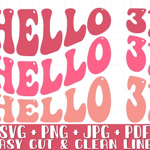 Puede incluir: Tres conjuntos de la palabra "HELLO" y el número "31" en un estilo de fuente retro y groovy. El texto está en tonos de rosa y rojo. El texto está superpuesto, con la capa superior siendo el tono de rosa más oscuro. El texto está sobre un fondo blanco con un patrón de cuadrícula.