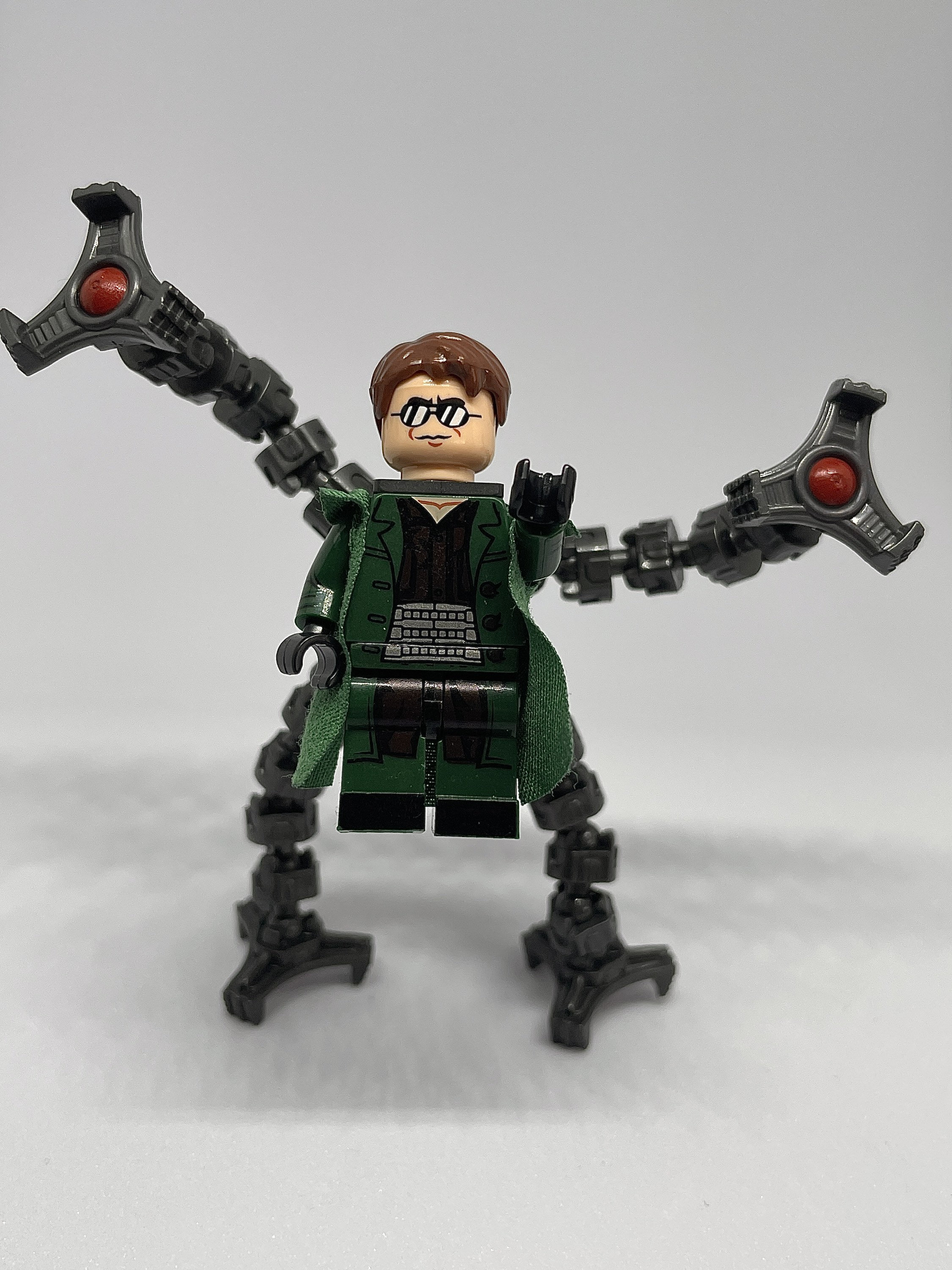 STL file DOCTOR OCTOPUS SPIDERMAN NO WAY HOME MCU MARVEL DOC OCK