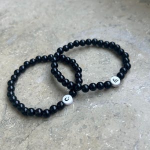 Pulseras de la amistad en color negro con letras árabes personalizables para pareja novio novia