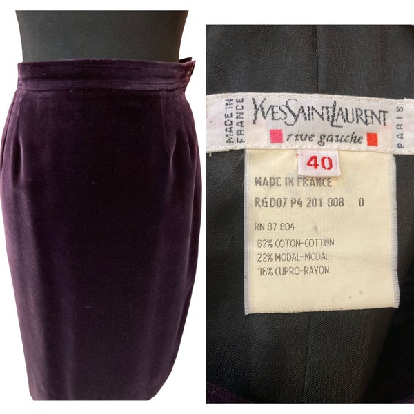 1990s Yves Saint Laurent jupe en velours violet, coupe droite/coupe tulipe