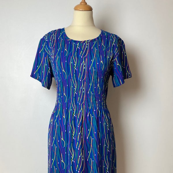 Robe vintage plissée en viscose bleu, avec imprimé graphique, M, 80s