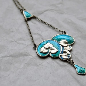 Stunning classic Charles Horner sterling and enamel necklace 1909
