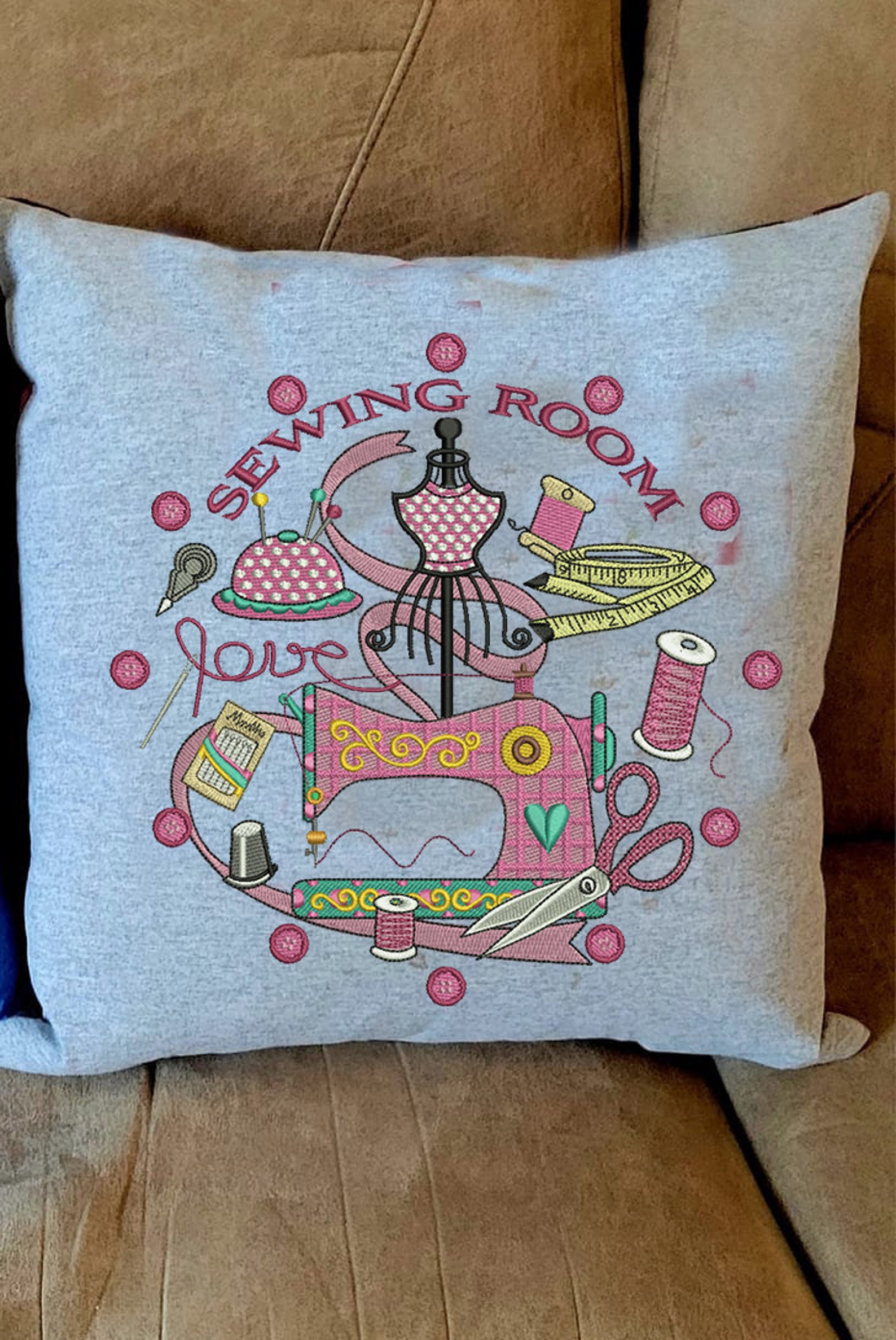 Sewing Room Clock Embroidery 2023 Design Etsy