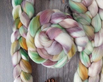 Hand dyed merino wool top/roving 'Hyacinth', 100g