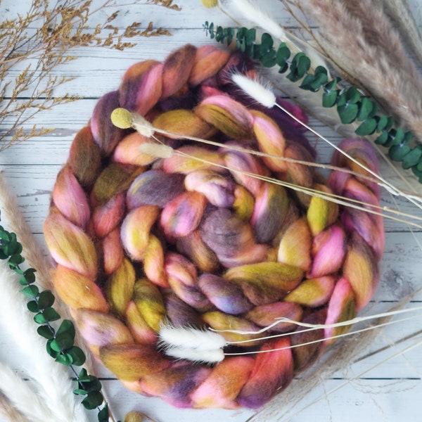 Hand-dyed BFL wool top/ roving 'Summer in Bloom', 100g