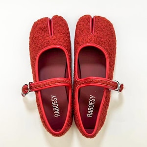 Women Furry Fabric Split Toe Tabi Ballet Flats | Faux Plush Red Gray Black Tabis Mary Jane Flats | Winter Autumn Ballerinas Flats Tabis