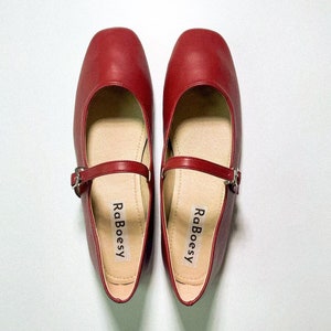 Eco cuero estilo retro punta redonda Mary Jane Flats / Vintage suave correa plegable Mary Janes / rojo negro astilla marrón blanco Mary Janes imagen 6