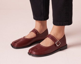 Chaussures plates Mary Jane Tabi écologiques à bout fendu pour femme | Tabis Mary Jane vintage | Chaussures plates rétro Tabi marron blanc noir rouge