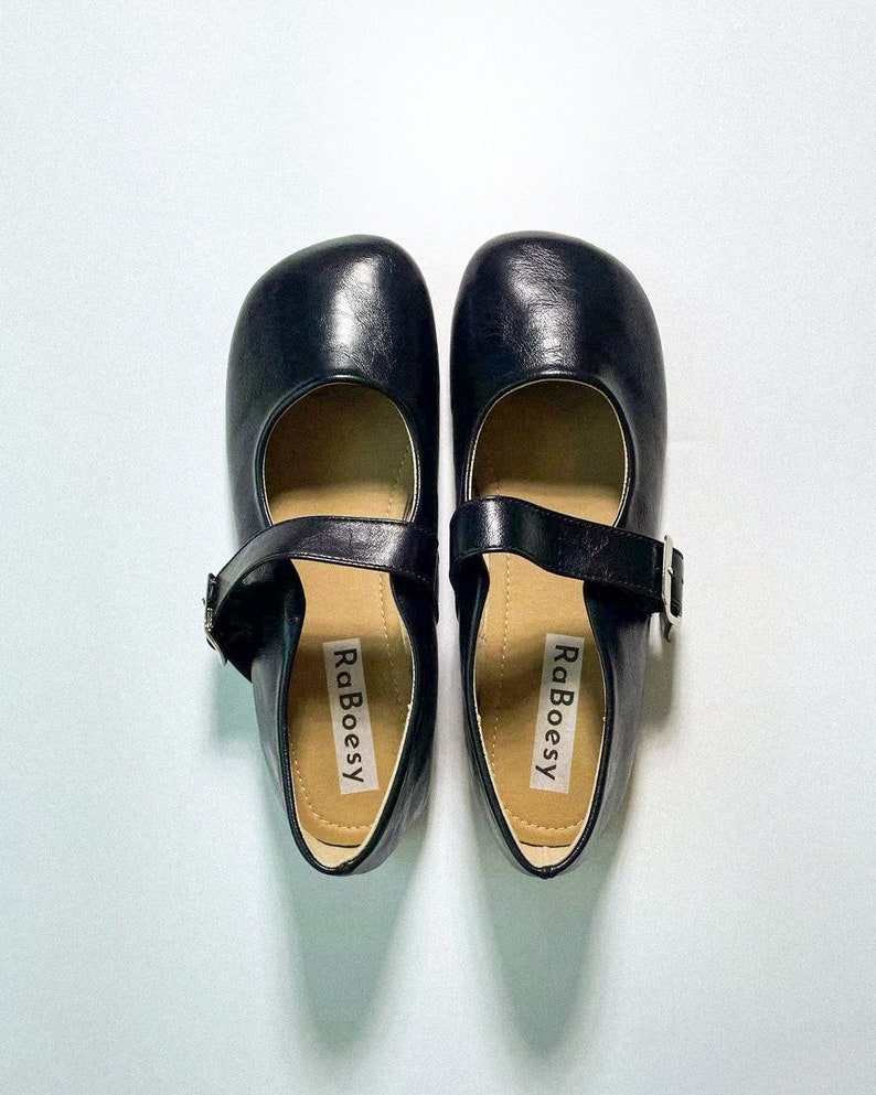 Eco cuero estilo retro punta redonda Mary Jane Flats / Vintage correa ajustable Mary Janes para pies anchos / mujeres suaves Mary Jane zapatos imagen 2