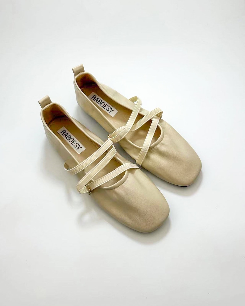 Weiche Ballerinas aus umweltfreundlichem Leder Damen Schwarzer faltbarer Ballerina Weiche, bequeme Schuhe mit Kreuzriemen Ballettschuhe für Damen Bild 9