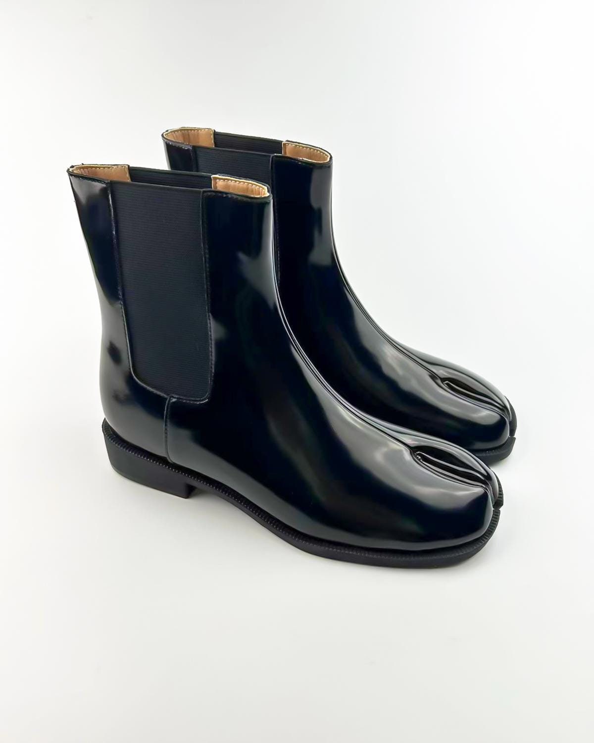 Margiela tabi platform boots hotsell