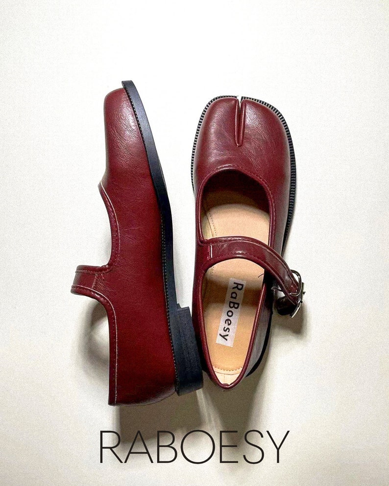 Eco Leather Vintage Tabi Ballet Flats Women Split Toe Adjustable Strap Mary Jane Shoes Retro Brown Black Red White Split Toe Tabi Shoes zdjęcie 9