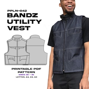 Könnte beinhalten: Dunkelblaue Utility-Weste mit Reißverschluss und mehreren Taschen. Die Weste wird über einem schwarzen T-Shirt getragen. Das Bild enthält eine Diagramm der Weste und den Text "BANDZ UTILITY VEST" und "PRINTABLE PDF PATTERN".