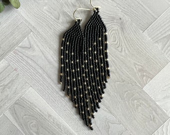 Matte Black and Gold Seed Bead Angled Dangle Fringe Earrings - 9 cm long (approx. 3.5 in.) - Miyuki Japanese Glass Delica Beads