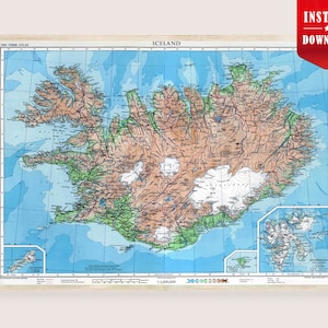 以下が含まれることがあります： アイスランドの詳細な地理情報が記載された額入りの地図。 地図は茶色、緑、青の色合いで、上部に「ICELAND」のタイトルがあります。 「THE TIMES ATLAS」からの地図で、縮尺は1:1,000,000です。