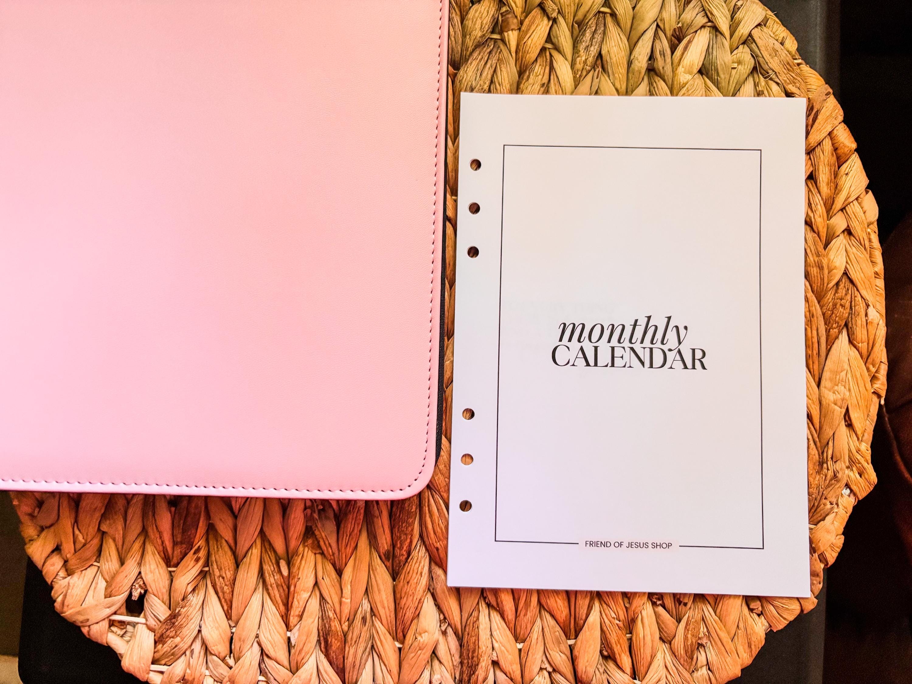 A5 Monthly Calendar Two Page Spread | Monthly Overview | Notes | Digital Download | 2025 Calendar | 2026 Calendar | Printable Insert - Thumbnail 2