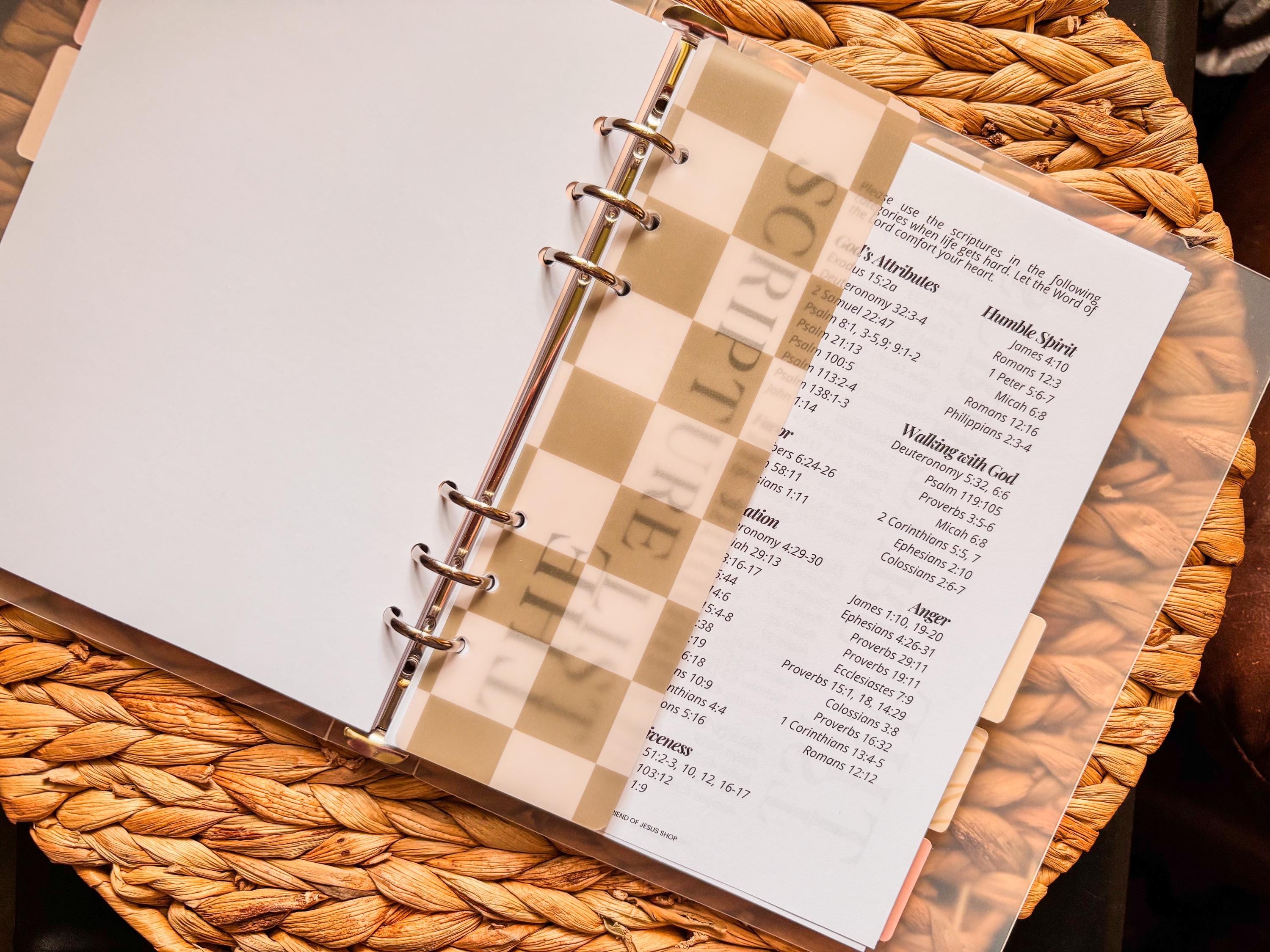 More Like Jesus Challenge Prayer Binder | Editorial Print | Christian Binder for Bible Study, Prayer, Worship & Organization - Thumbnail 4