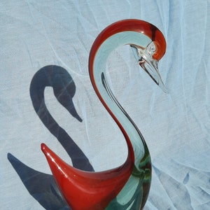 Large vintage Murano Sommerso art glass swan