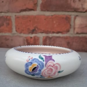 Vintage poole pottery painted trinket/ jewellery pot