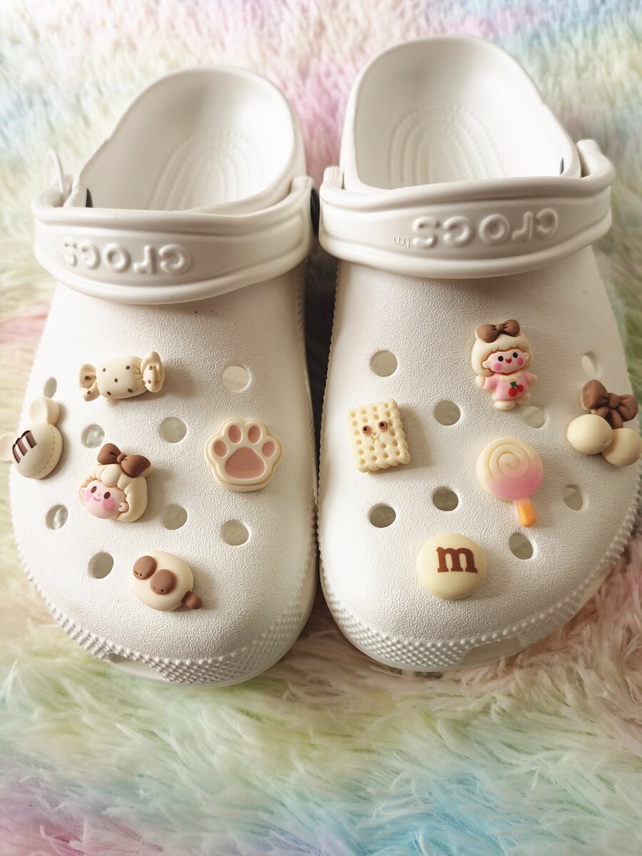 Nong's House - English letter jibbitz for crocs PVC shoes accessories boys  girls kids children women lovely gift洞洞鞋配件