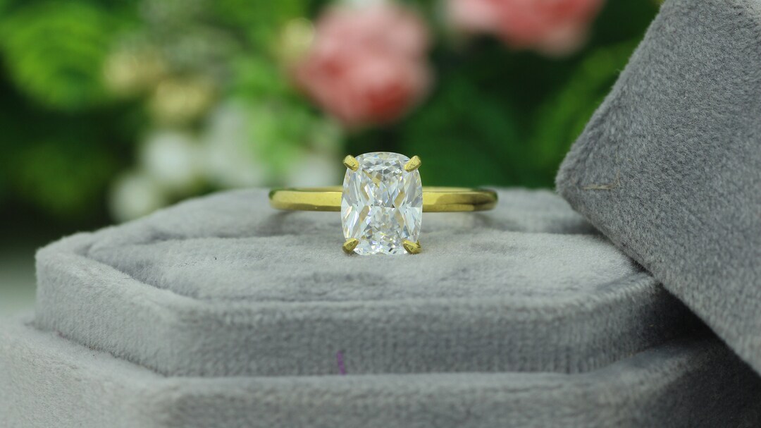 Antique Cushion Cut Moissanite Engagement Ring 2.0 Ct Cushion Etsy