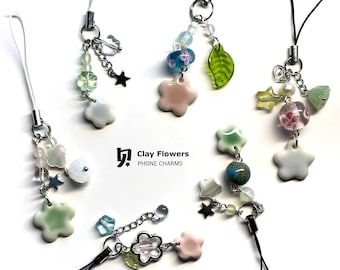 Colgante de arcilla para teléfono hecho a mano: Flor de porcelana con cuentas